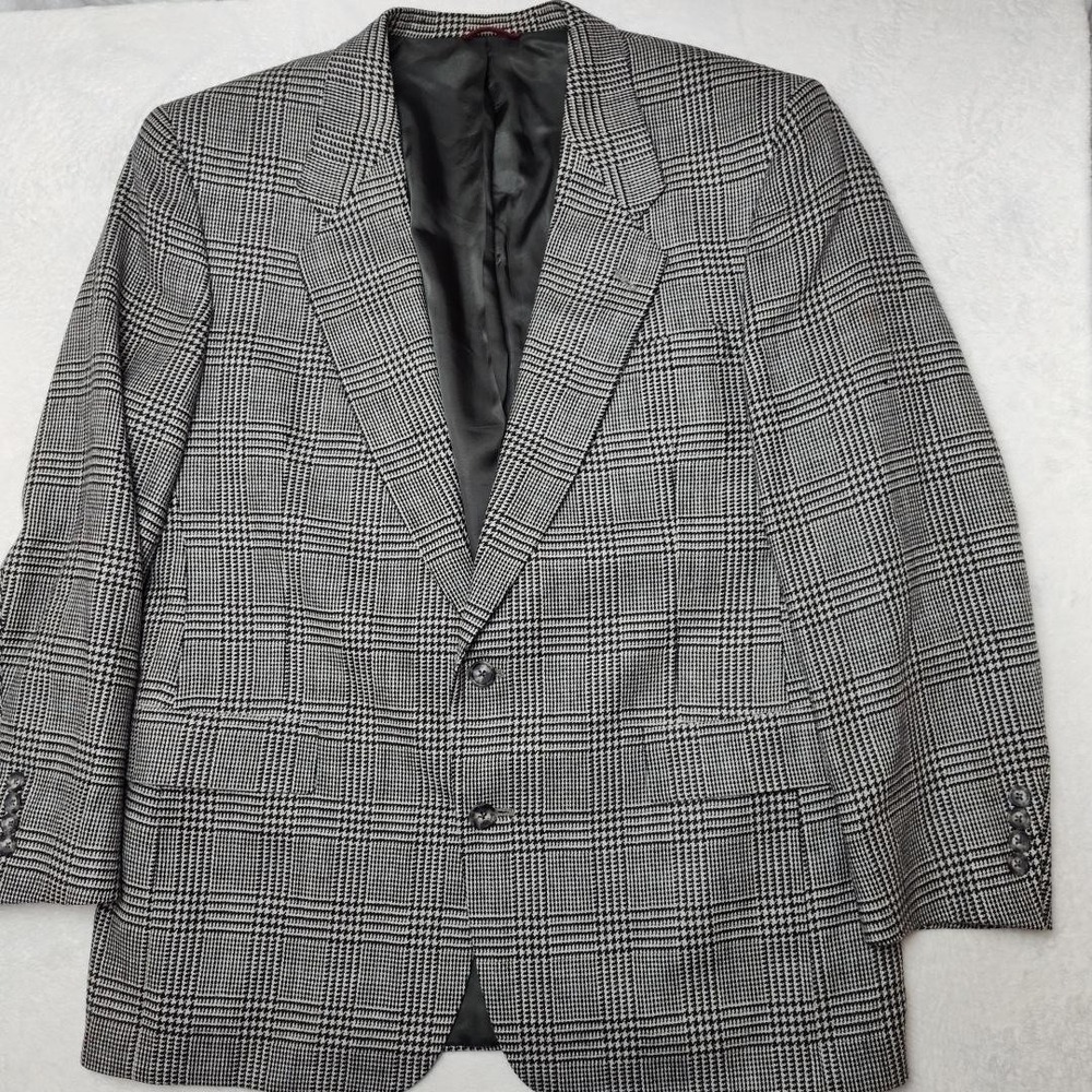 Vintage Hart Schaffner Marx Sport Coat Mens 43R Gray Plaid Wool Tweed USA Blazer